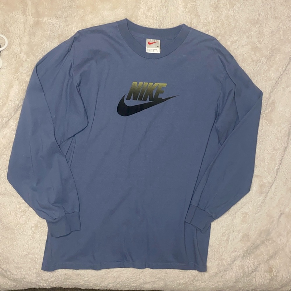 M BLUE NIKE LONG SLEEVE T SHIRT